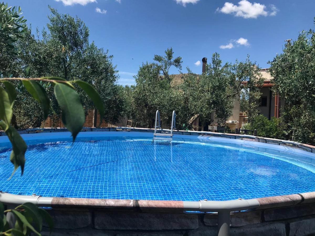 La Casetta Degli Ulivi Con Piscina Менфі Екстер'єр фото